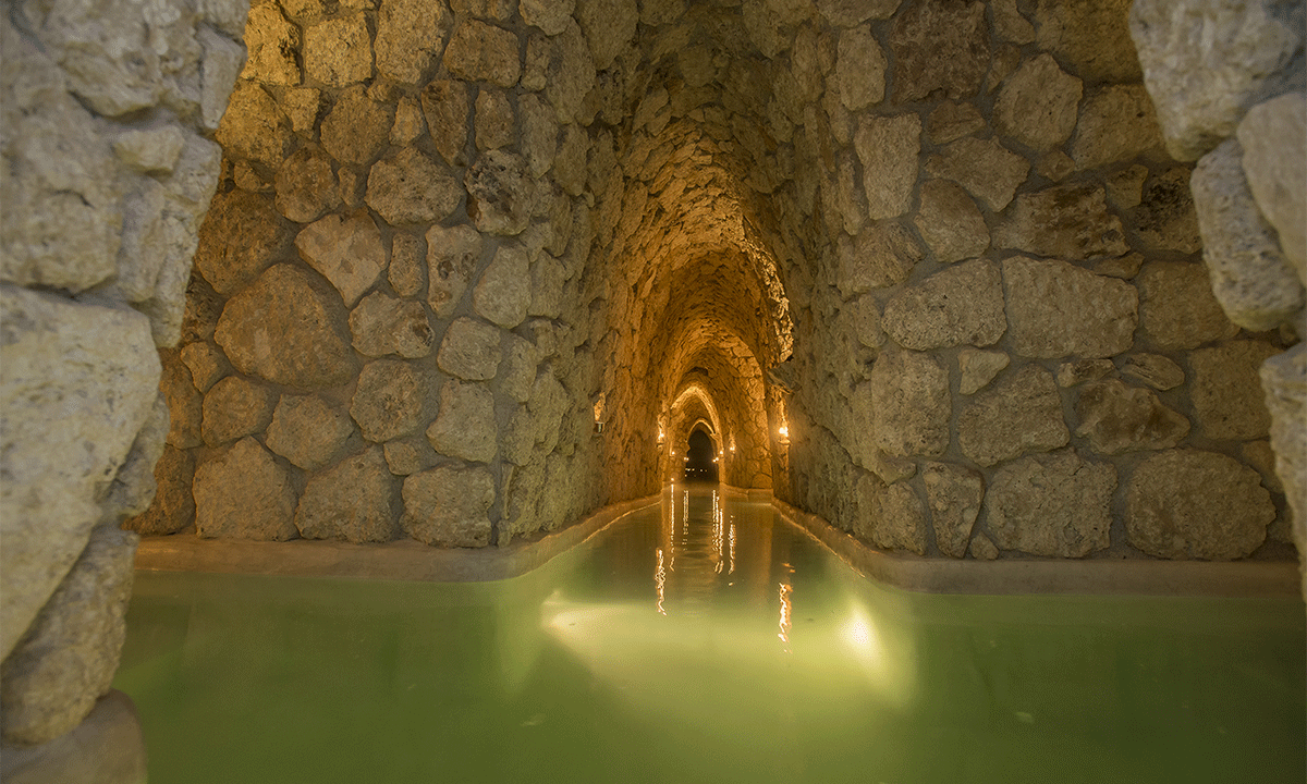 The Mayan Baths - Albercas Subterráneas Termales en San Miguel de Allende